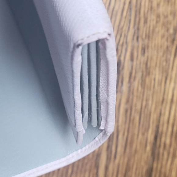 Montblanc wallet soft pink leather - Picture 8 of 16